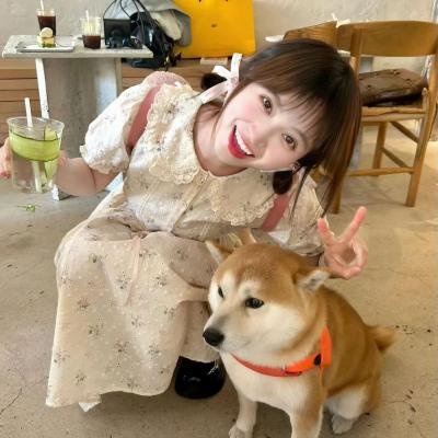 女孩向前走 海报